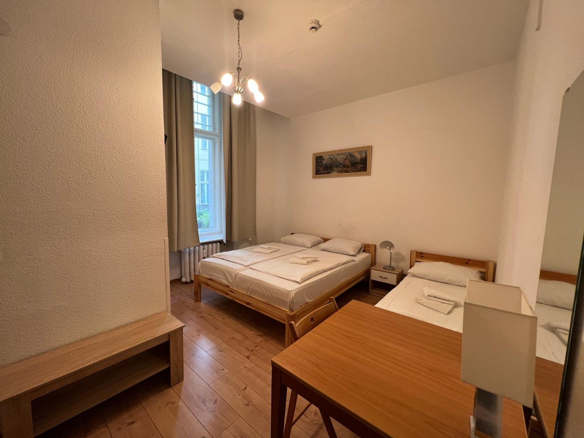 Hotel-Pension Spree Berlino Esterno foto