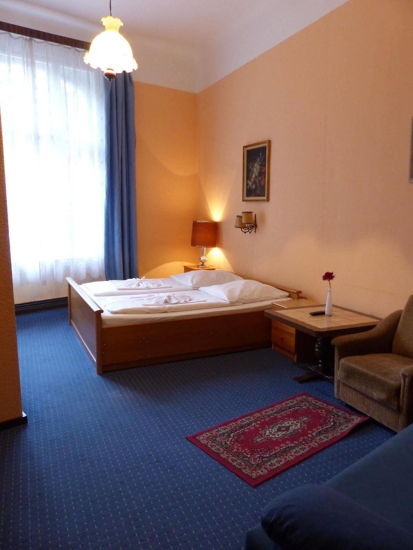 Hotel-Pension Spree Berlino Esterno foto