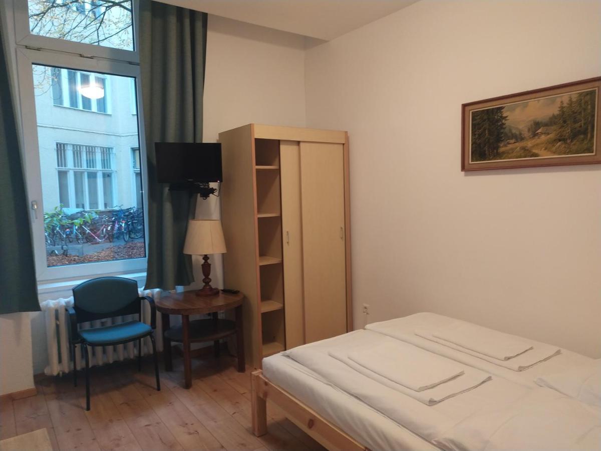 Hotel-Pension Spree Berlino Esterno foto